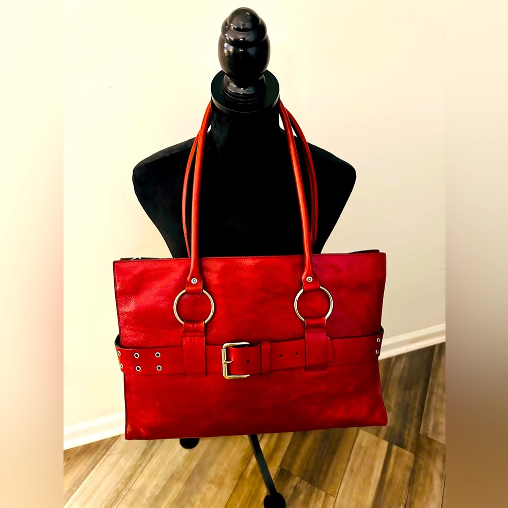 Wilson’s Leather Shoulder Bag